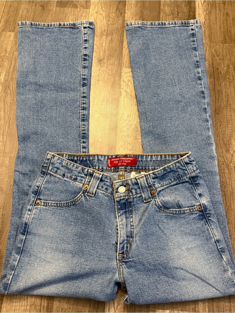 Levi’s 525 Bootcut Jeans Women’s 6 Medium Wash Y2K Stretch Denim